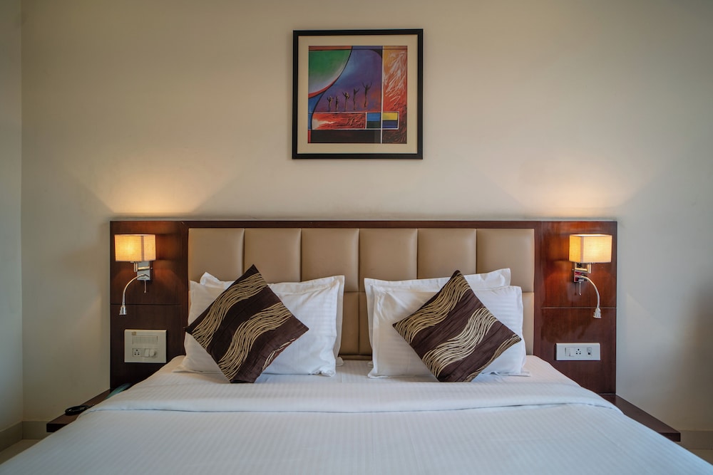 Deluxe Room - Photo 18