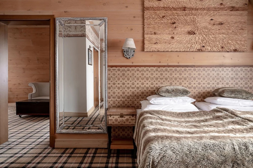Grand Aries Suite