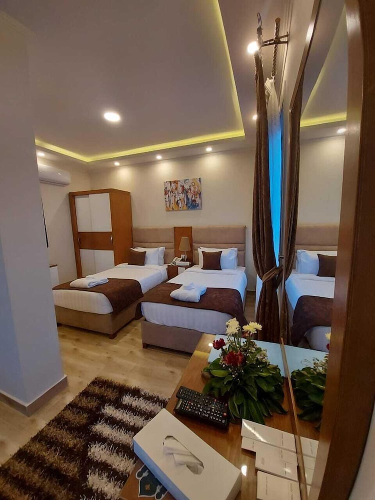 Classic Double Room, City View