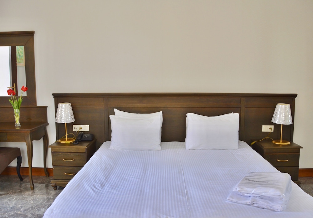 Deluxe Double Room, Balcony photo 1