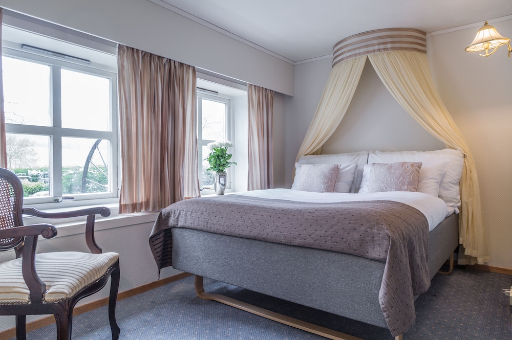 Suite, 1 Queen Bed