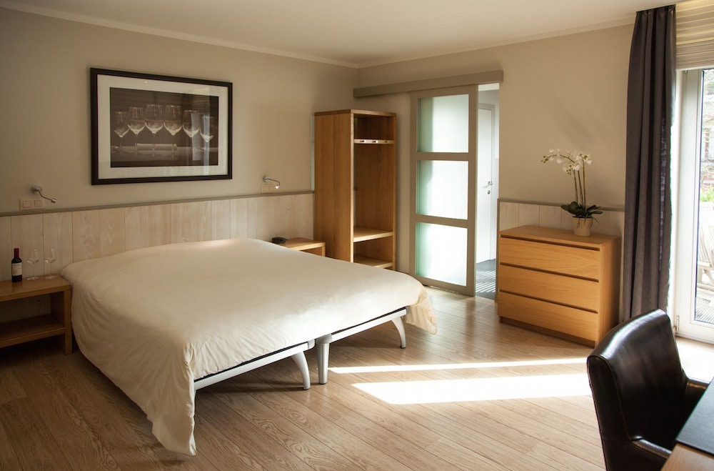 Luxury Double or Twin Room photo 3