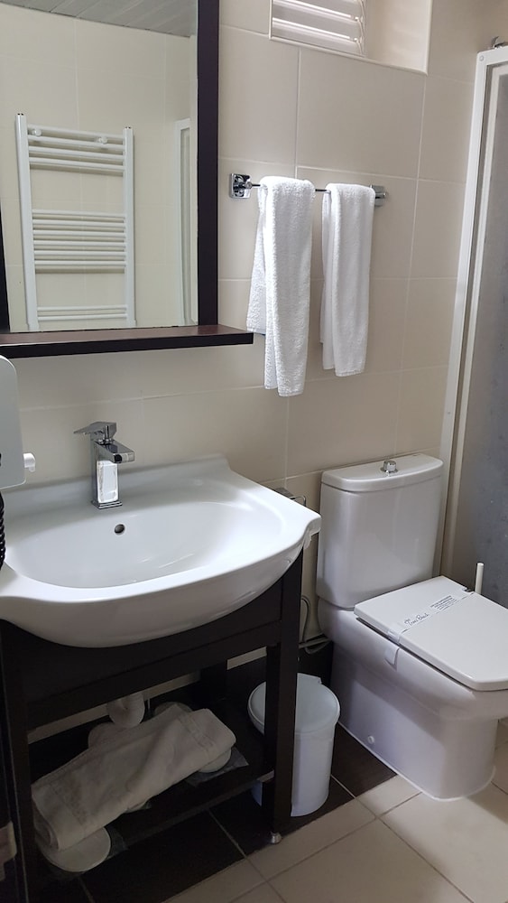 Quadruple Room, Multiple Beds, Balcony, Sea View photo 2