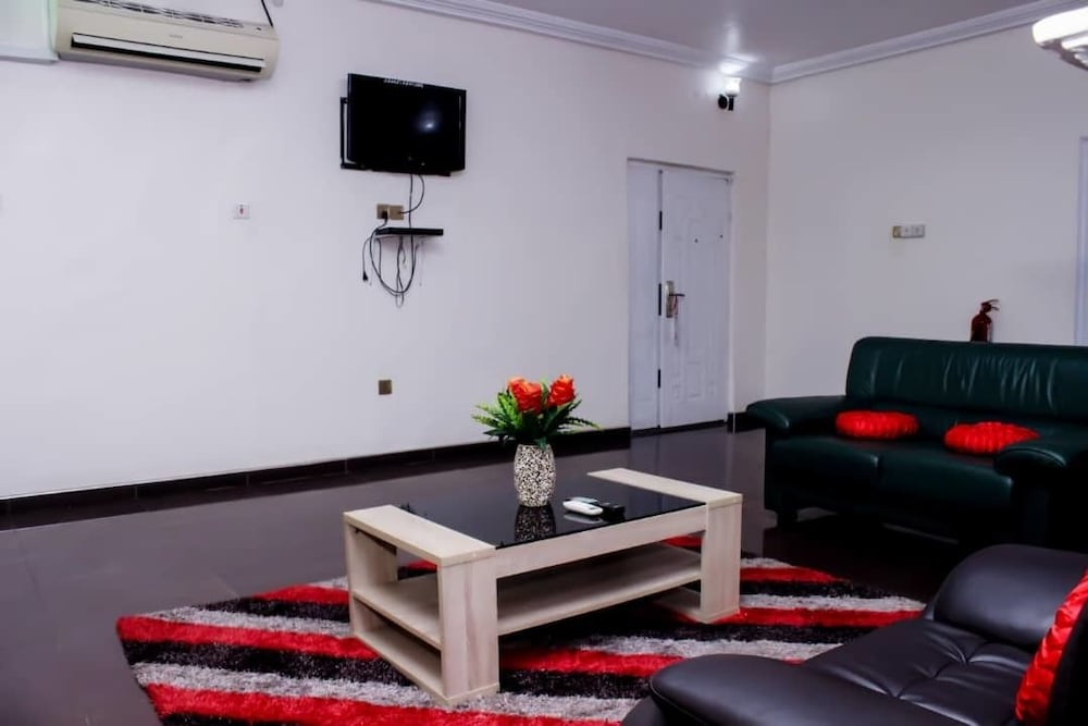 Presidential Penthouse, 2 Bedrooms, Garden View photo 3