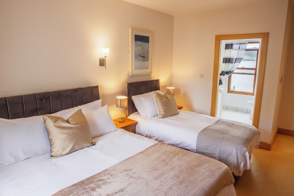 Standard Triple Room, Accessible photo 2