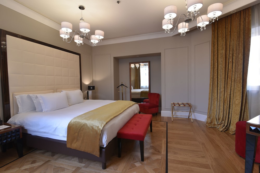 Presidential Suite photo 2