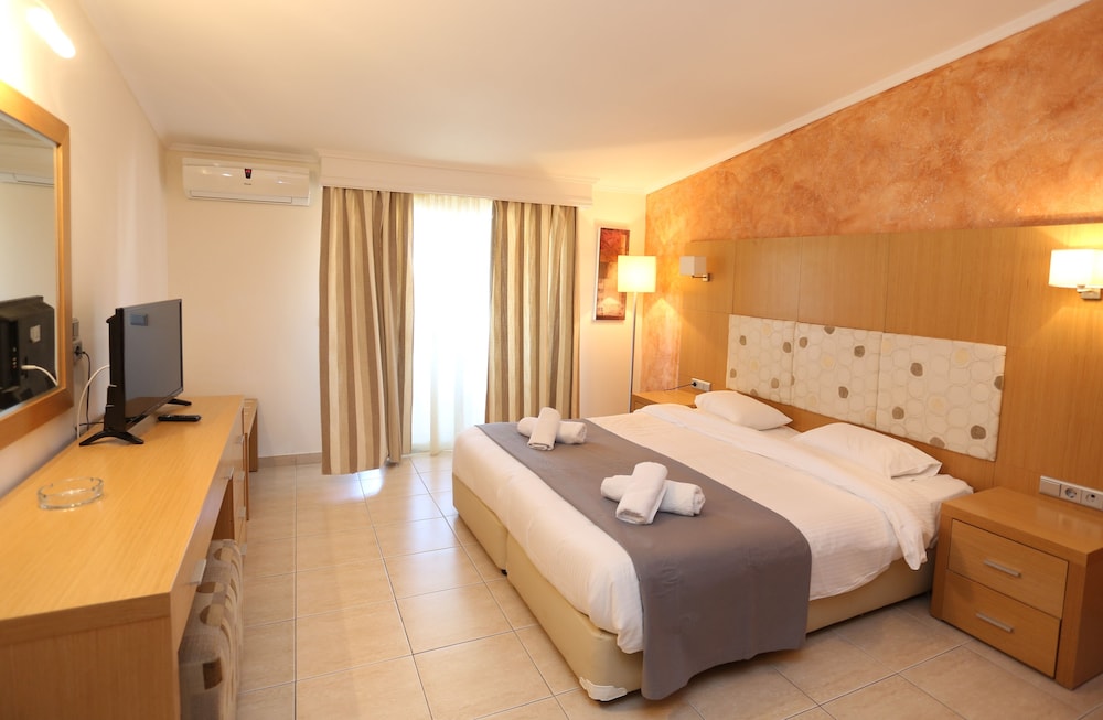 Superior Double or Twin Room, Garden View photo 1