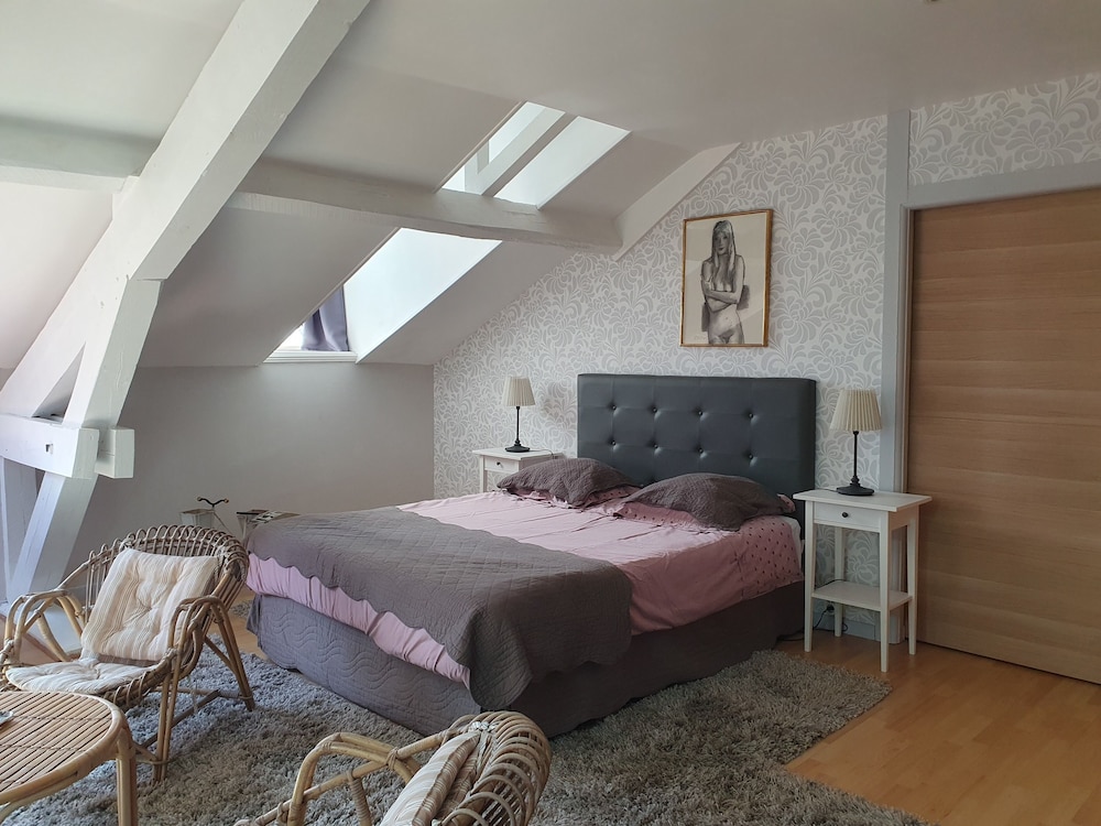Triple Room, Non Smoking (Chambre La Rose) photo 1