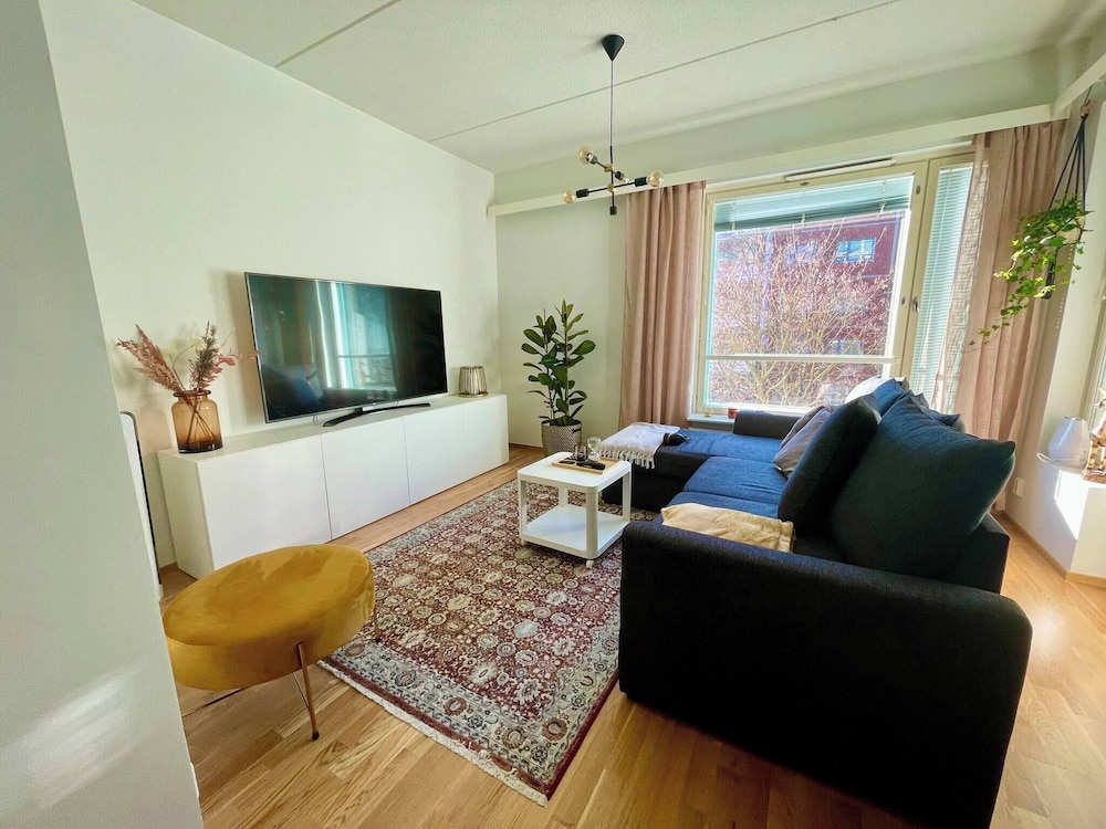 Hyggelig 2-værelses lejlighed med en privat sauna!, Billede 6