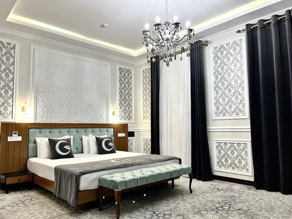 Deluxe Double Room - Photo 1