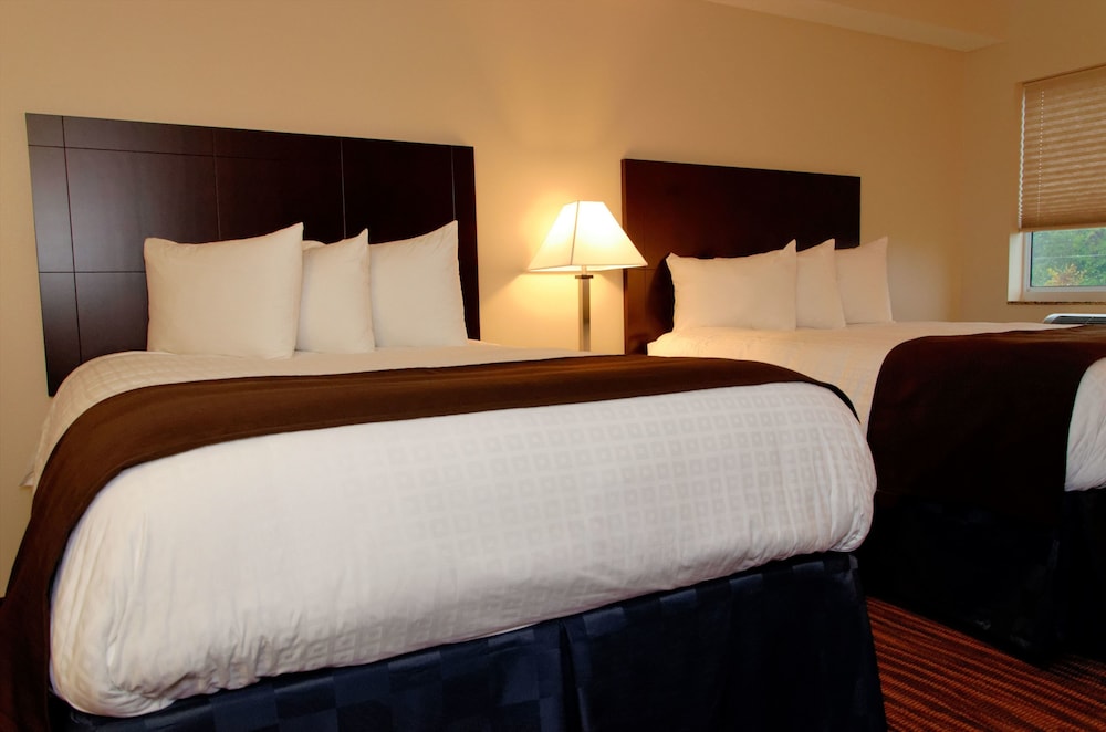 Room, 2 Queen Beds, Non Smoking photo 3