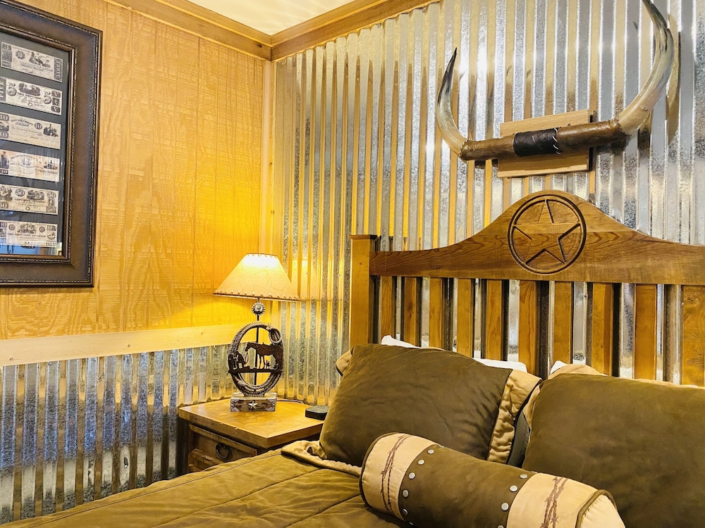 Deluxe Double Room, 2 Queen Beds, Non Smoking - Photo 4