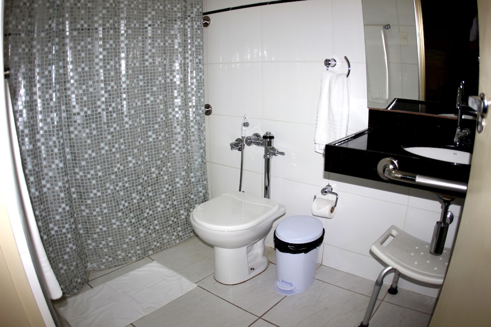 Executive Room - Photo 20
