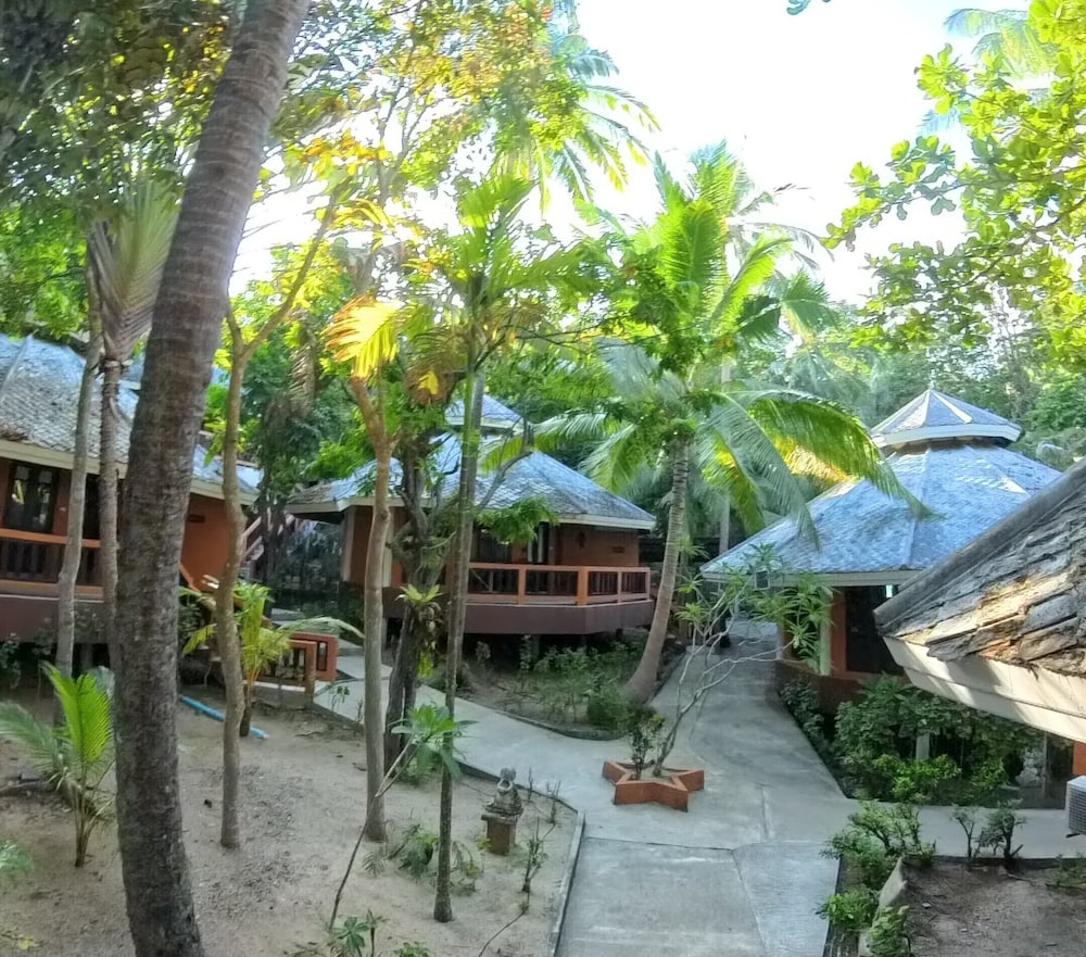 Hill Villa - Photo 13