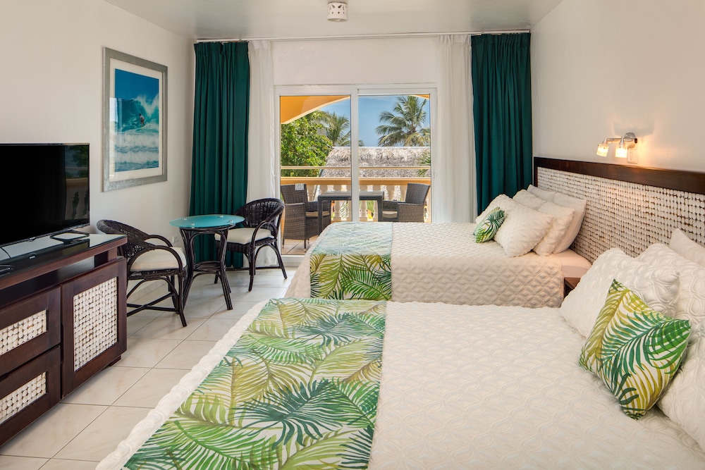 Comfort Room (Oceanfront)