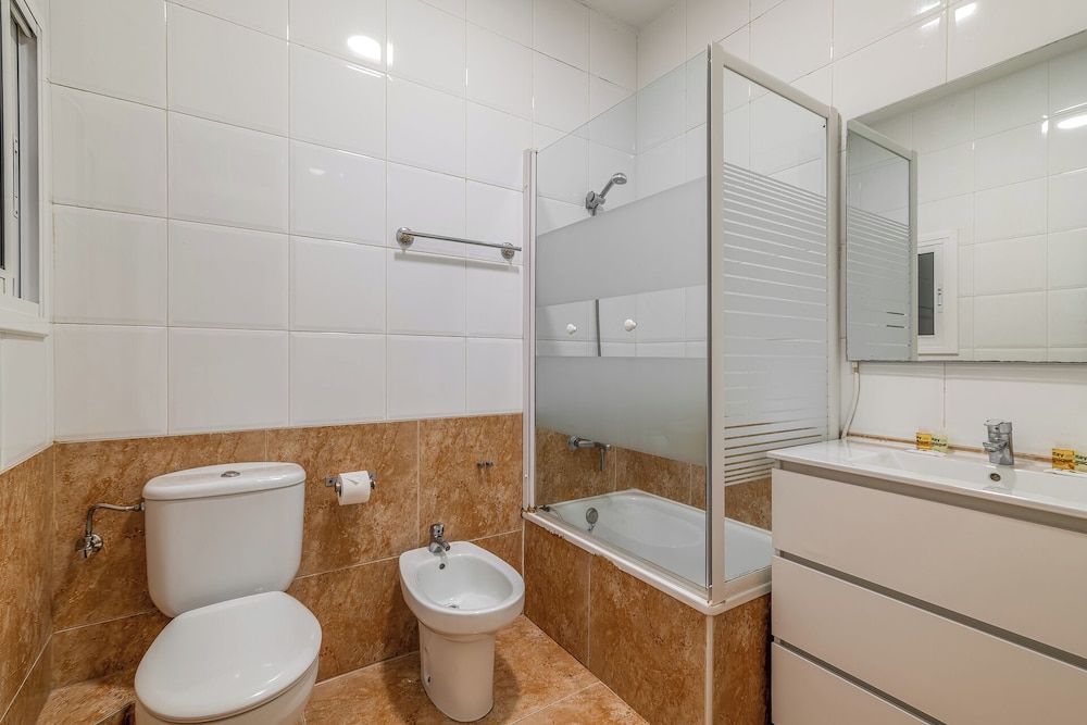 Apartment (3 Bedrooms) photo 2