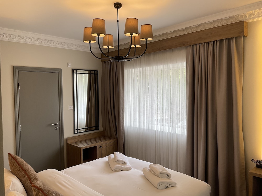 Standard Double Room - Photo 2