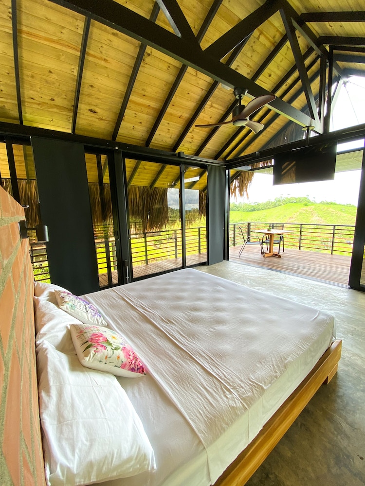 Superior Chalet, 1 Queen Bed, Hot Tub, Mountain View photo 1