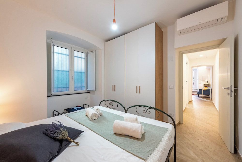 Family Apartment, Multiple Bedrooms (Central Flat In Genova)