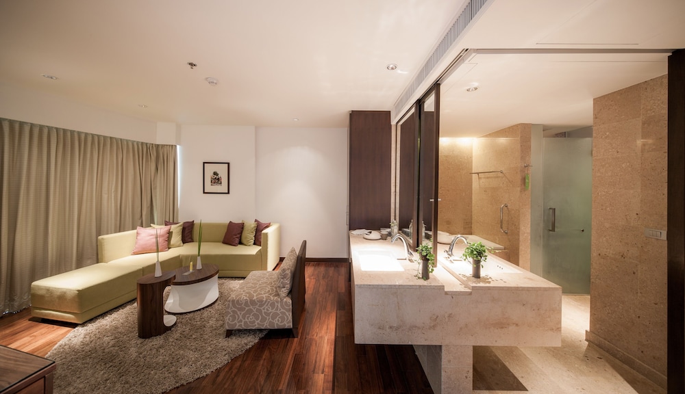 Family Suite thumbnail 5