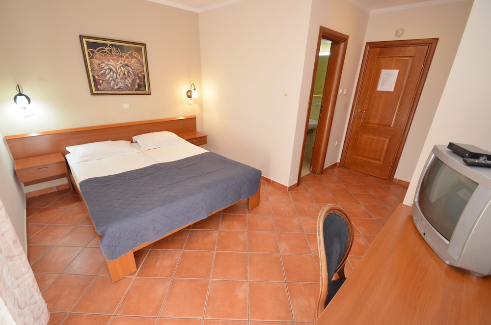 Economy Double Room Single Use