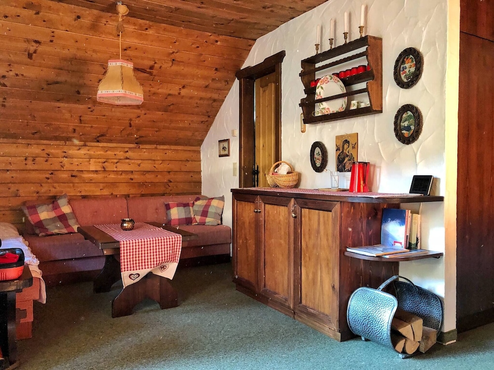 Apartment, 1 Bedroom, Fireplace photo 1