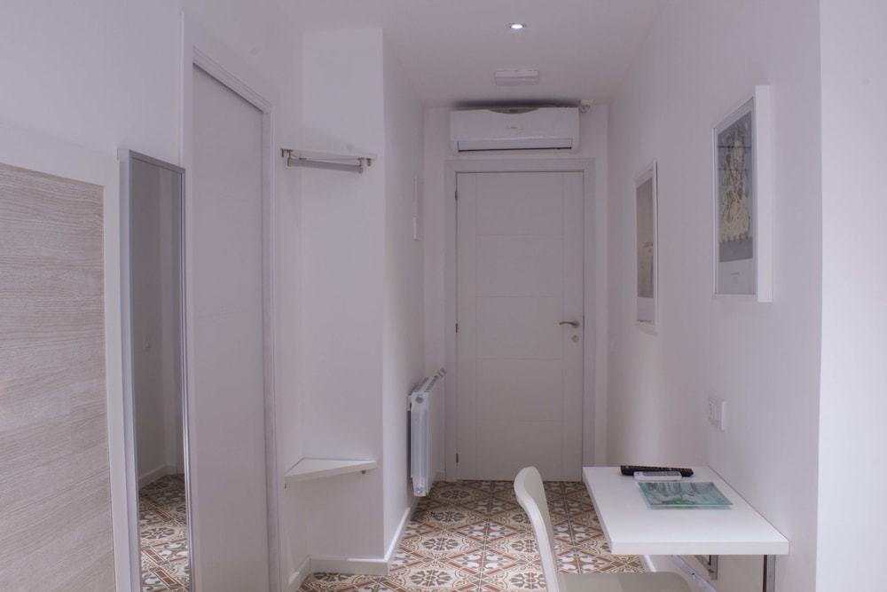 Comfort Single Room, 1 Twin Bed, Accessible, Ensuite photo 2