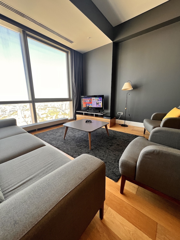 Panoramic Suite, 1 Bedroom, Accessible, City View photo 1