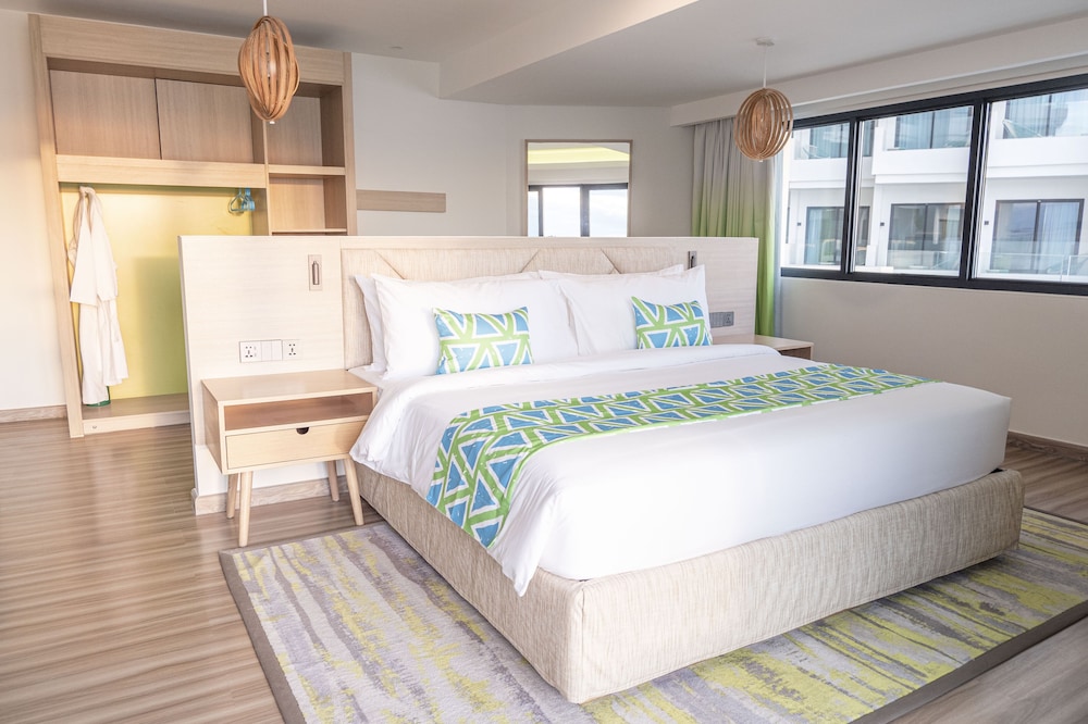 Premier Room, Bay View - Photo 1