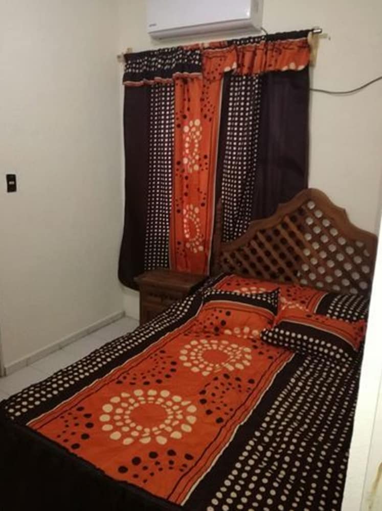 House, Multiple Beds, Non Smoking photo 2