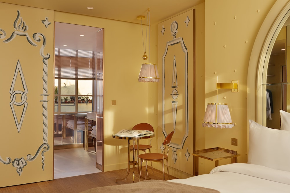Club Double Room photo 3