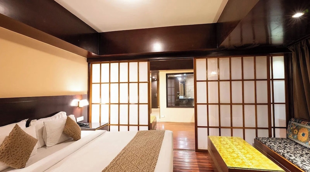 Premium room with balcony