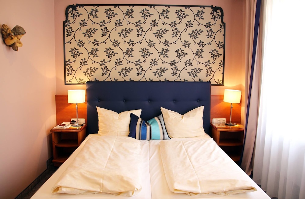 Comfort Double Room, 2 Twin Beds - Photo 14