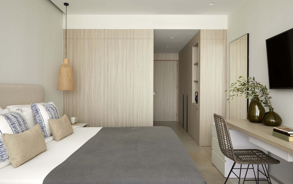 Double Room with Limited Sea View - Photo 1