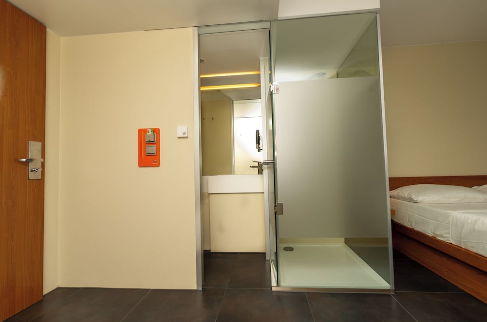 Business Double Room photo 3