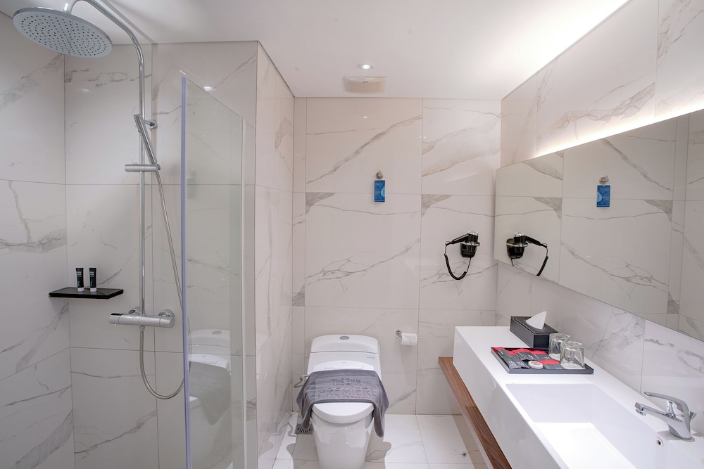 Deluxe Twin Room photo 2