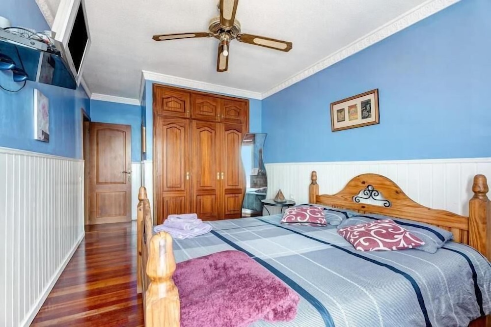 Apartment, 3 Bedrooms, Smoking, Balcony