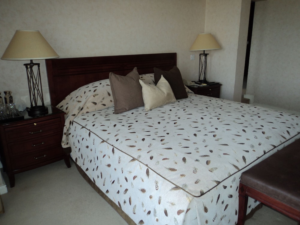 Deluxe Room, 2 Twin Beds, City View photo 1