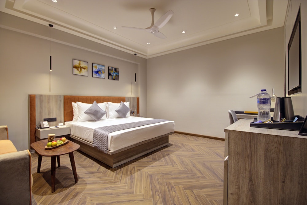 Club Room - Photo 8