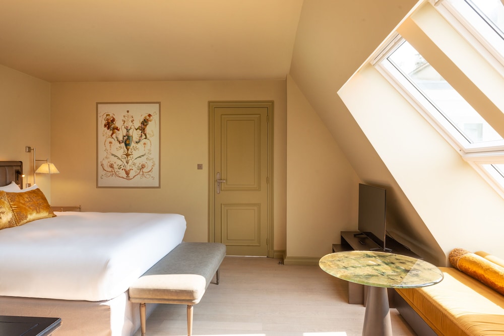Deluxe Double Room, 1 Queen Bed photo 2