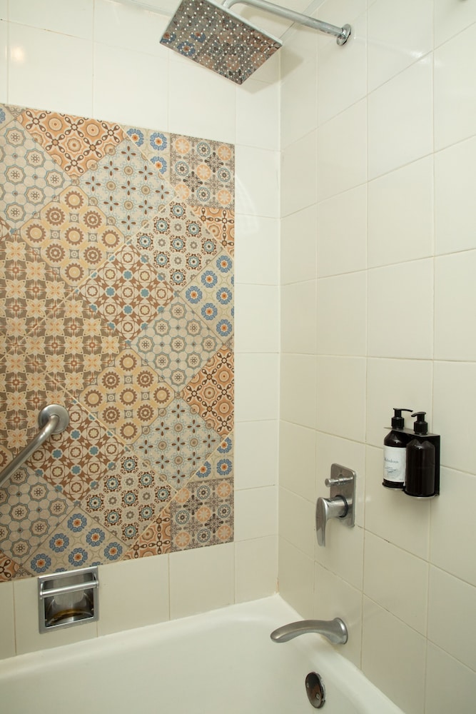 Suite King - Photo 9