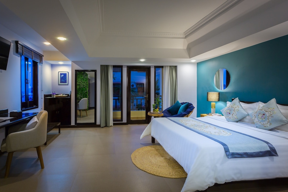 Junior Suite Double with Balcony - Photo 12