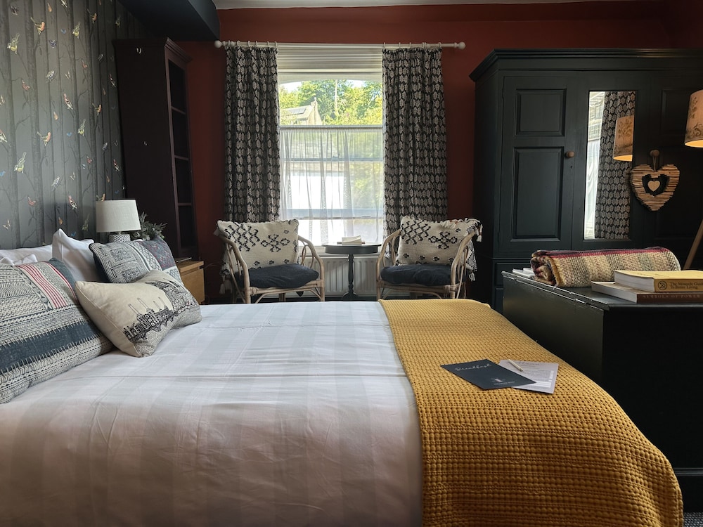 Comfort Double Room, Shared Bathroom (Dartmoor Main House) photo 1