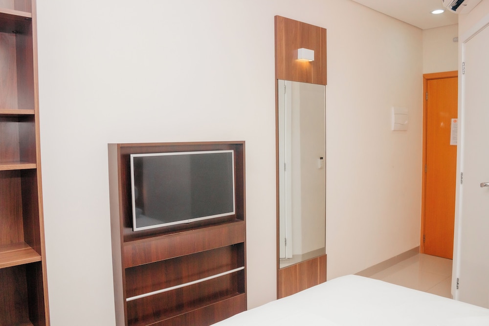 Standard Apartment, 1 Queen Bed, Non Smoking photo 3