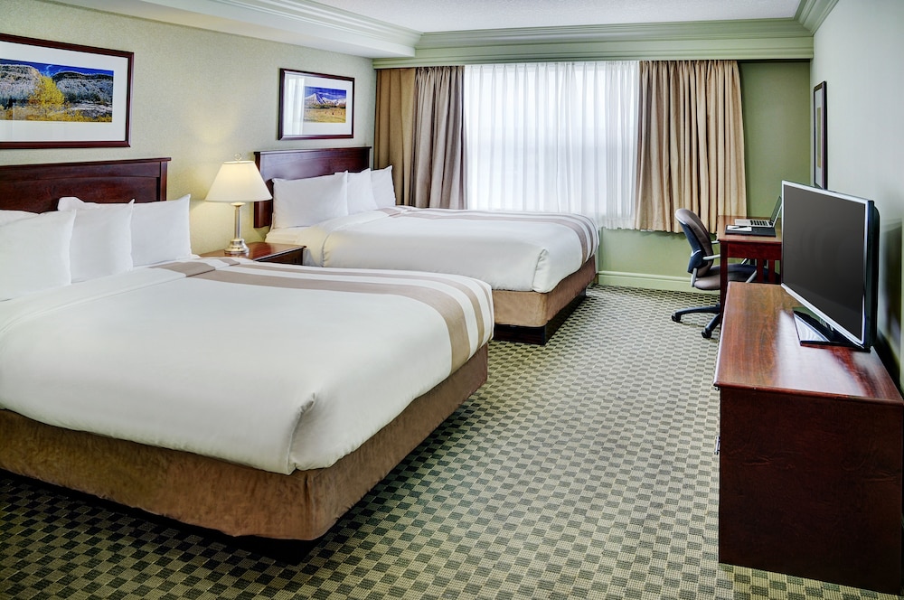 Standard Room, 2 Queen Beds photo 1