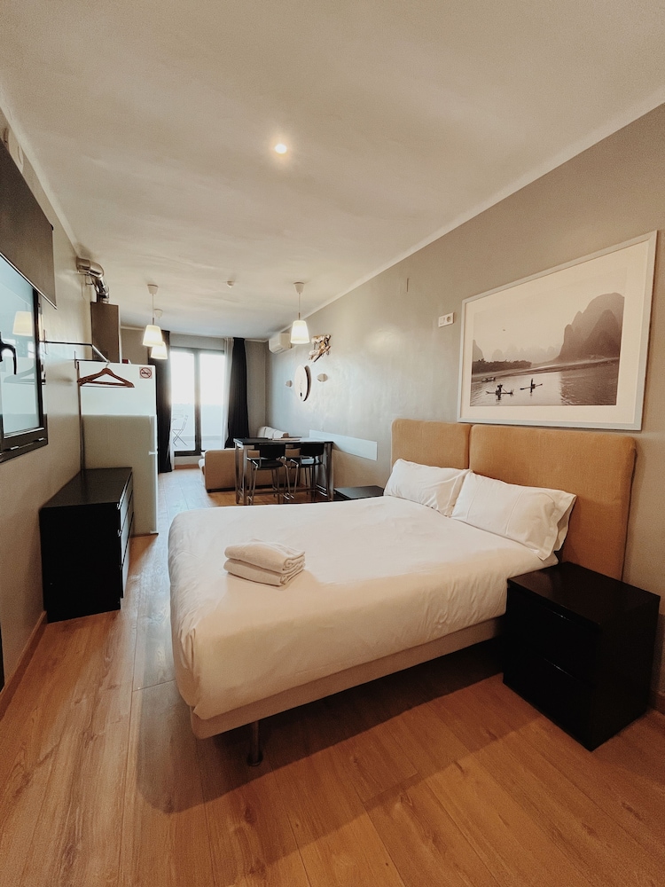 Comfort Studio
