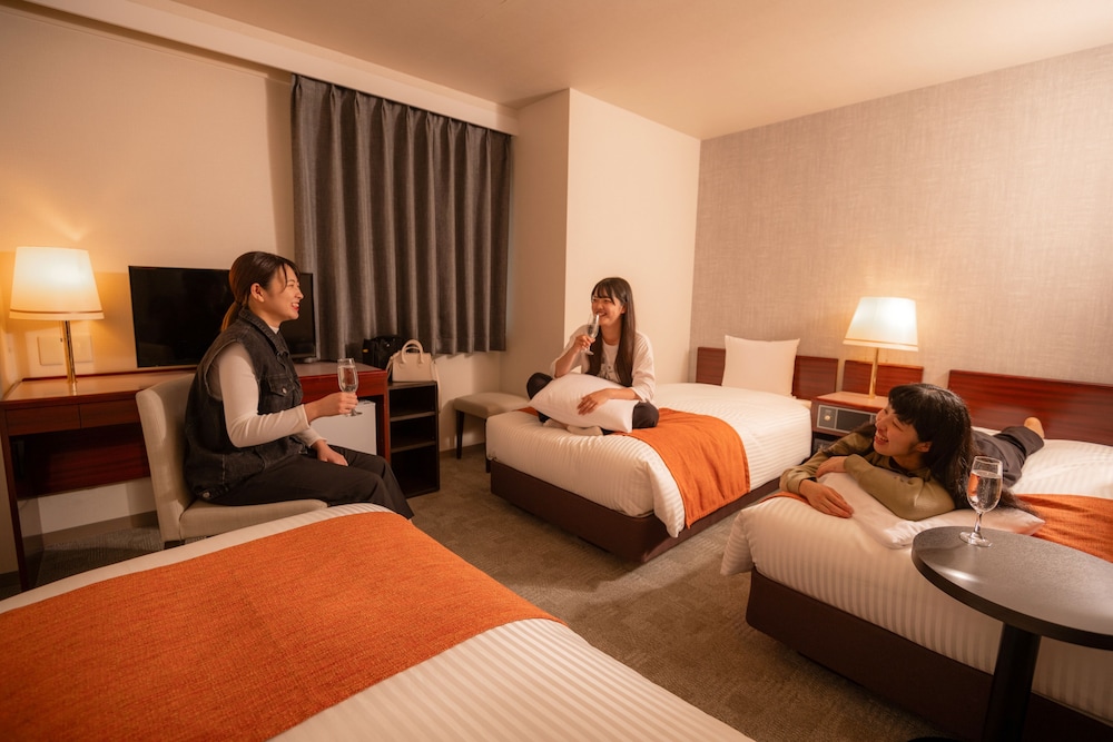 Standard Triple Room, Smoking photo 2