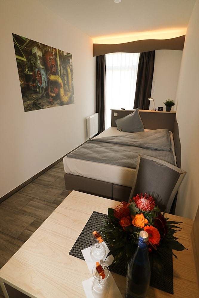 Comfort Single Room