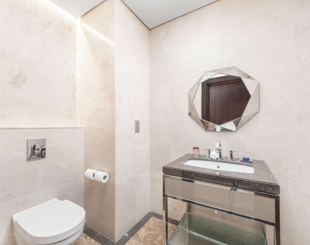 Suite, 1 Bedroom, Accessible - Photo 3