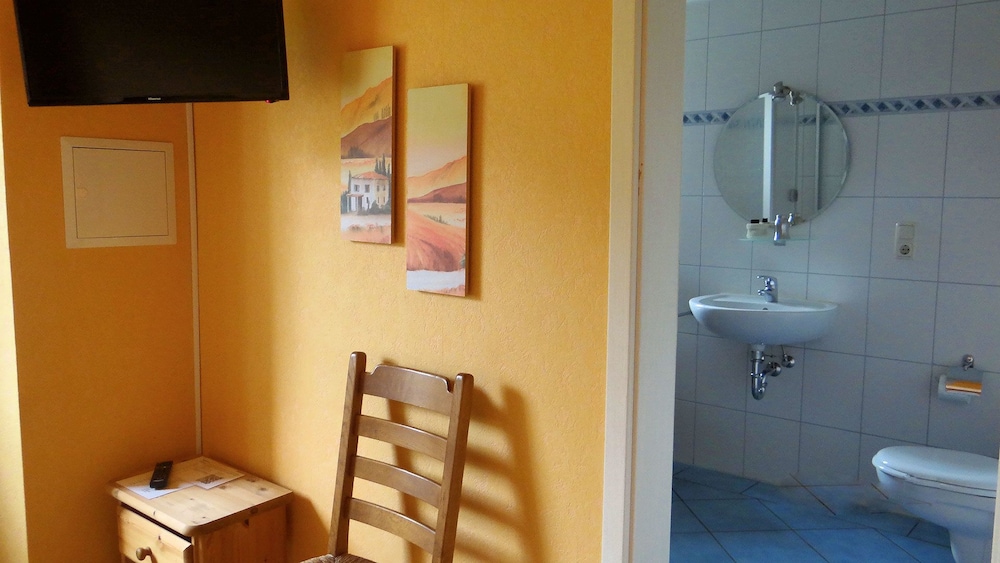 Standard Single Room photo 2